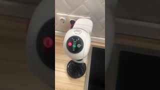 Кофеварка капсульная Krups Nescafe Dolce Gusto Genio S [upl. by Johny]