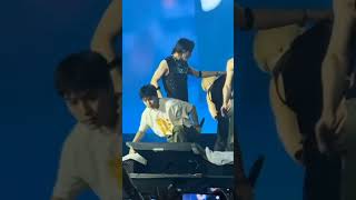 SKZ THUNDEROUS HYUNJIN STRAYKIDS IDAYS MILANO 2024 FANCAM skz straykids stay hyunjin kpop [upl. by Nowad]