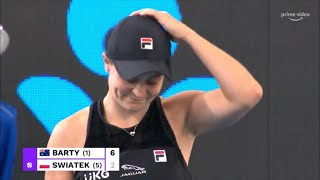 ASHLEIGH BARTY NOT HAPPY WITH IGA SWIATEK TALKING TO COACH  2022 [upl. by Rebna]