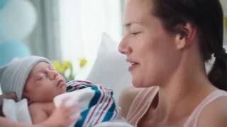 Pampers Swaddlers  Arropa a tu bebé en suavidad [upl. by Aikram]