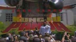 Jack Black Cee Low Green sing Kung Fu Fighting Red Carpet [upl. by Yasnyl653]