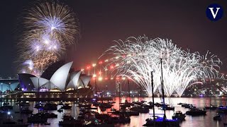 Australia recibe ya al Año Nuevo 2024 con fuegos artificiales [upl. by Wes]