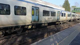 Thameslink passing through Coulsdon South [upl. by Kamilah]