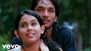 Meghamai Vanthu Pogiren  Video Song  Thullatha Manamum Thullum  Vijay  Simran  Sun Music [upl. by Freddi]