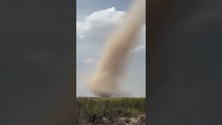 Large Landspout Forms in Western Texas [upl. by Whiffen]