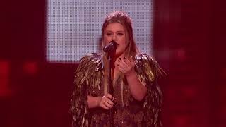 Kelly Clarkson  Miss Independent  Love So Soft 2017 American Music Awards Performance [upl. by Ribaj136]