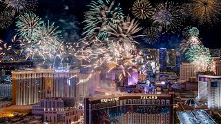 LAS VEGAS New Years Eve 2023 Countdown and Fireworks 🎉 [upl. by Razatlab]