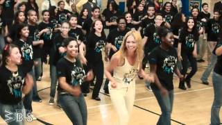 Beyonce surprises students  Lets Move Flash Workout for New York City [upl. by Melisse]