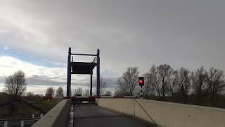 Brugopening Stadspolders fietsbrug Dordrecht Hefbrug Liftbridge Pont Levant Hubbrücke [upl. by Brothers880]