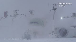 Qatar Airways Cargo Boeing 777FDZ deice in heavy snow at Oslo Airport Norway [upl. by Lahsram107]