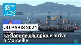 JO Paris 2024  la flamme olympique arrive à Marseille • FRANCE 24 [upl. by Ormiston233]