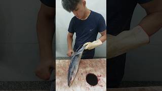 My friend learn how to fillet fish quickly and easily fishcutting [upl. by Rubbico311]