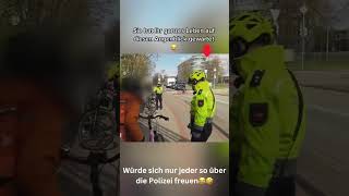 FahrradPolizei hält Lieferando an😂😂😂 [upl. by Acitel]