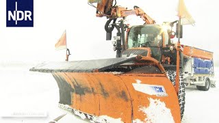 Einsatz im Schnee  Wintereinbruch im Norden  Die Nordreportage  NDR [upl. by Donadee145]