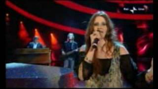 irene fornaciari il monodo piange ft nomadi mousse t amp suzie 19 02 2010flv [upl. by Eelegna]