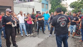 Vigilantes de carroforte da empresa FIDELYS realizam manifestação por falta de pagamento [upl. by Sicnarf815]