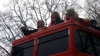 Stefan Raab amp Die Höhner beim Rosenmontagszug 2013 [upl. by Ellehcan348]