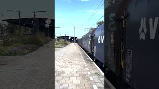 rfo goederentrein met euro9000 2019 3045 komt door station NaardenBussum train trainspotting [upl. by Korney]