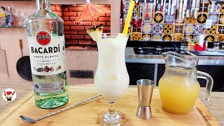 Como Fazer Coquetel Pina Colada com Abacaxi Drink Clássico [upl. by Eisseb]