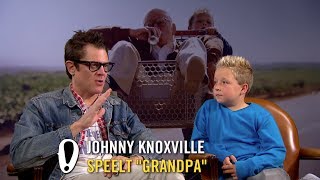 Jackass Presents Bad Grandpa  Interview  Johnny Knoxville  Jackson Nicoll  Pathé [upl. by Hahsia]