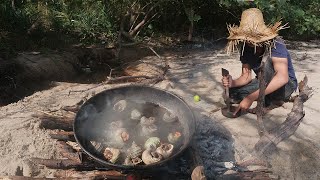 The Incredible Hermit Crab Boiling  Crab Trads Shells Catching and Cooking  Wilderness Food [upl. by Eldnik]