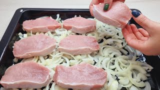 Das Fleisch auf die Zwiebel legen um zu bekommen leckeres Abendessen in 10 Minuten 540 [upl. by Viviyan]