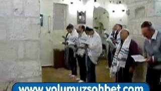 NAMAZ KILAN YAHUDİLERmp4 [upl. by Enobe]