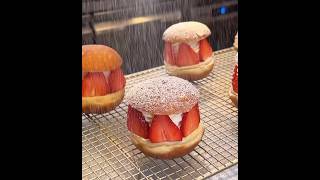 StrawberriesampChantilly creamyoutubedessertsubscribeyoutubevideoviralvideosviralyourubeshorts [upl. by Lettig]