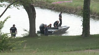 23yearold man capsizes drowns in Kansas City pond 8yearold safe [upl. by Rimhsak]