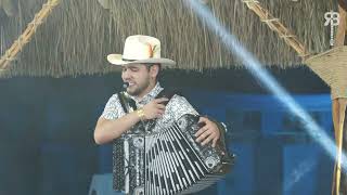 Se Me Antojan Unos Botes  Raul Beltran Video Musical [upl. by Zipporah]