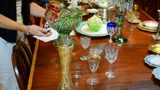 How to Appraise Glassware  Antique Glassware Pottery amp More [upl. by Nhguavad164]