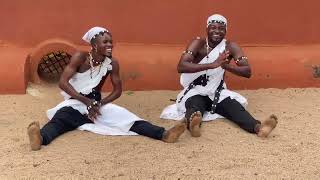 Démo de la danse traditionnelle Zandrô chanson de DOSSOU Gbèhohan Likez et commentez 👇🕺 Merci👇🇧🇯 [upl. by Sherer]