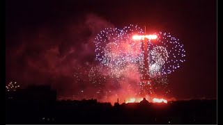 Feu dartifice du 14 juillet 2022 à la Tour Eiffel  PARIS [upl. by Dwyer]