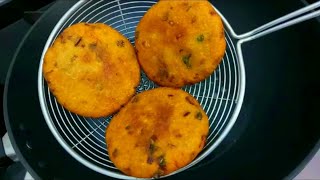 मक्की के आटे से बनाए बहुत ही लाज़वाब करारे करारे और स्वादिष्ट वडे  Makki Atta Vada Neha Ki Pakshala [upl. by Melisse]