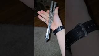 Flipping a balisong by Atropos [upl. by Aim913]