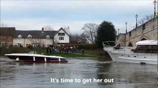 Chertsey Bridge Boat Rescue [upl. by Nair]