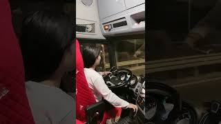 girl drive buss motorway bus motorway roadmaster faisalmovers daewoo [upl. by Chill663]