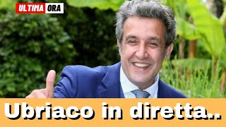 Sotto shock Flavio Insinna entra ubriaco in diretta [upl. by Pier]