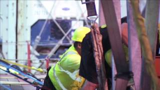 Loading of 100 Super Maxi Comanche [upl. by Mauro]