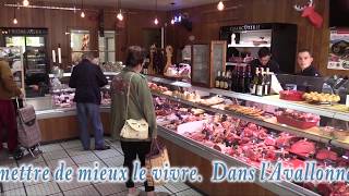 La réouverture du marché dAvallon 89 [upl. by Cybil835]