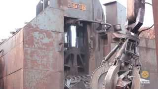 LEFORT Scrap Shear amp Baler Cisaille 1250T [upl. by Kirk]