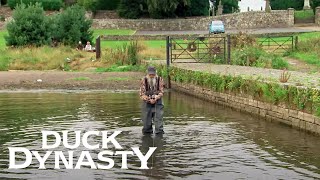 Duck Dynasty Si Hunts for the Loch Ness Monster Season 7 Episode 1  Duck Dynasty [upl. by Ahsaten]