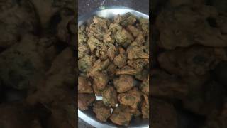 Best n Easy Vegetarian Recipes । पालक और ब्रेड पकोड़े। vegetarian new update viral trending [upl. by Siuqramed]