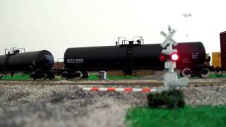 In Action Athearn SD70ACe Crossing Railroad On DCC Layout  jlwii2000 [upl. by Stevena790]