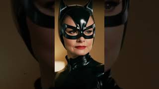 Catwoman 1950s Ai ai catwoman short superpanavision70 film shorts movie trailer 1950s [upl. by Nolyd291]