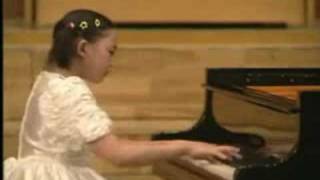 Wang Yuja plays Chopin Etude op 10 no 4 [upl. by Schapira]