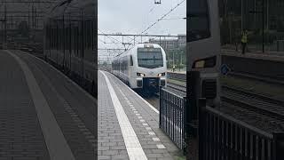 Arriva Limburg flirt komt aan op station Heerlen met Mennostoop6292 [upl. by Drawd]