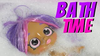 Kindi Kids FLORA FLUTTERS Doll Has A Bath  Morning Routine [upl. by Neras]