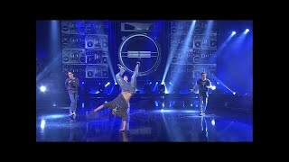 Benedikt lebt Breakdance  Millionärswahl Show 1 [upl. by Ruhtracam]