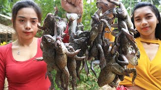 Yummy cooking crispy frog recipe  Cooking skill [upl. by Oxford769]